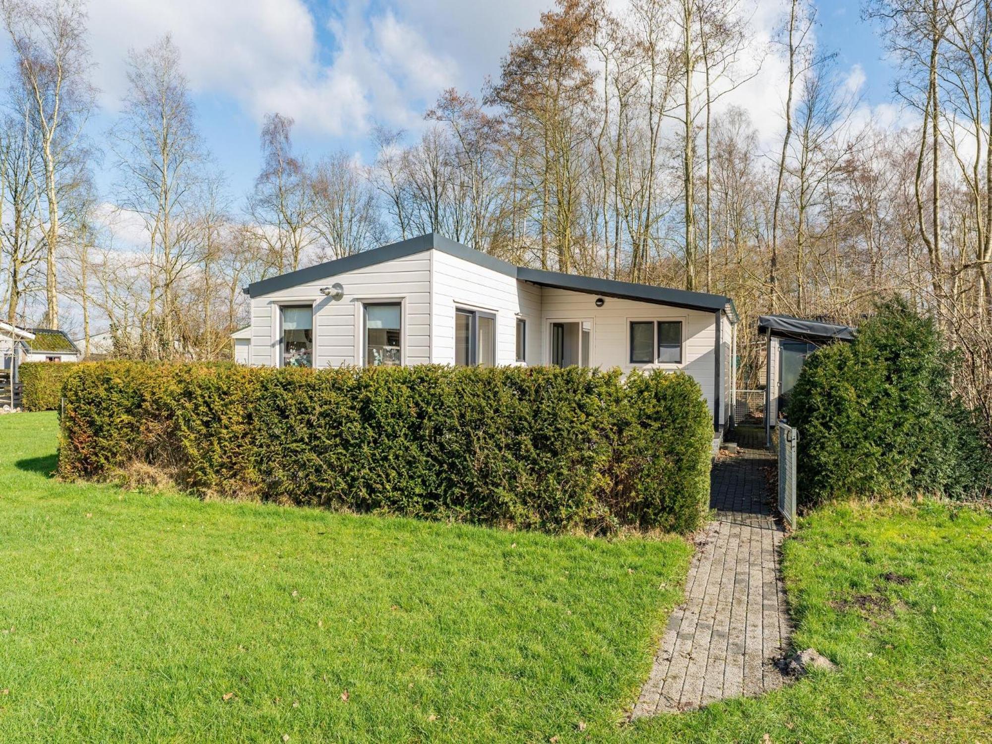 Cosy Holiday Home In Appelscha With Garden エクステリア 写真