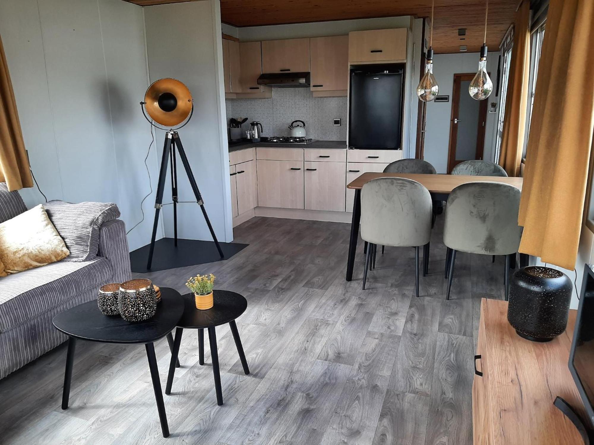 Cosy Holiday Home In Appelscha With Garden エクステリア 写真